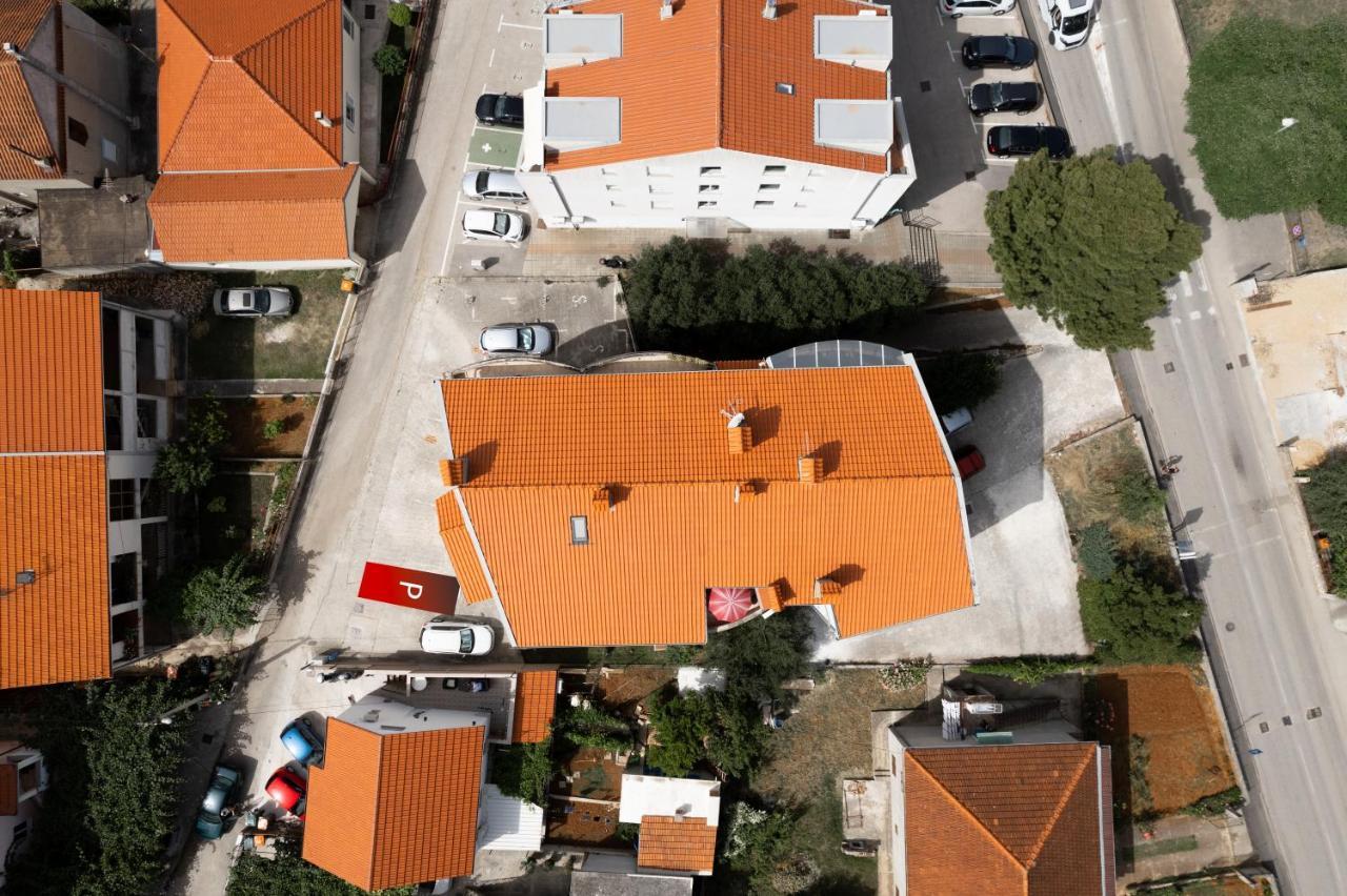 Apartament Oblica Apartment