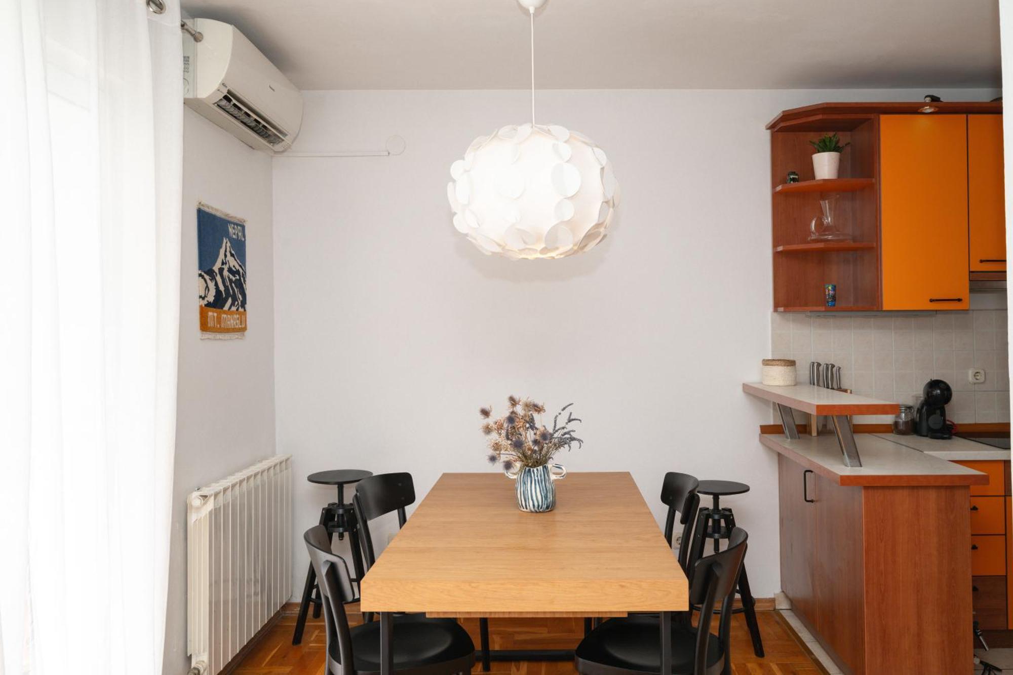 Oblica Apartment Apartman *